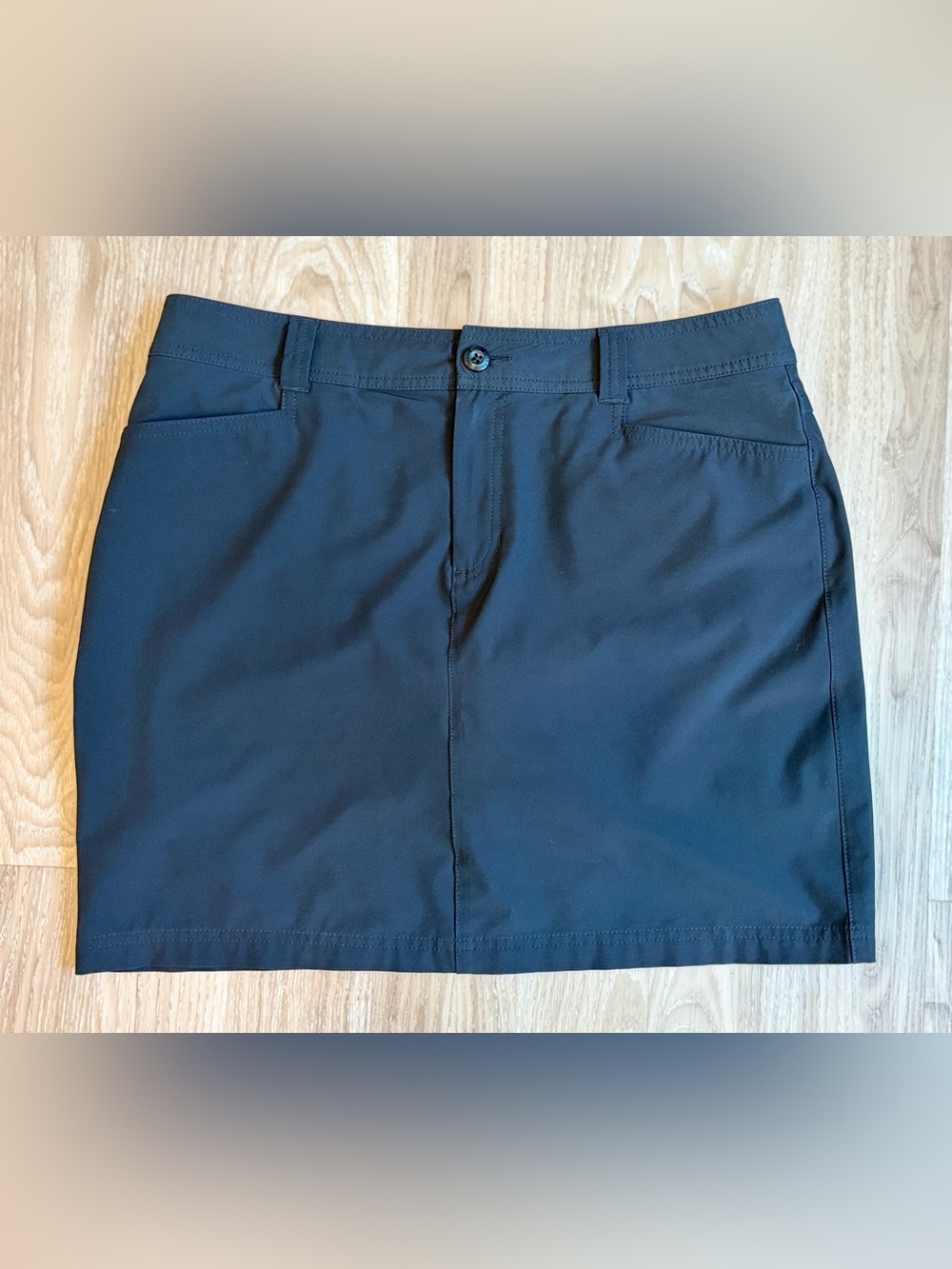 Eddie Bauer classic Black Women's Skirt size 10